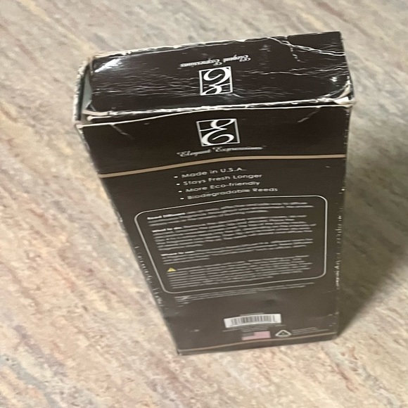 New Tahitian Vanilla set of three diffusers - Picture 15 of 16